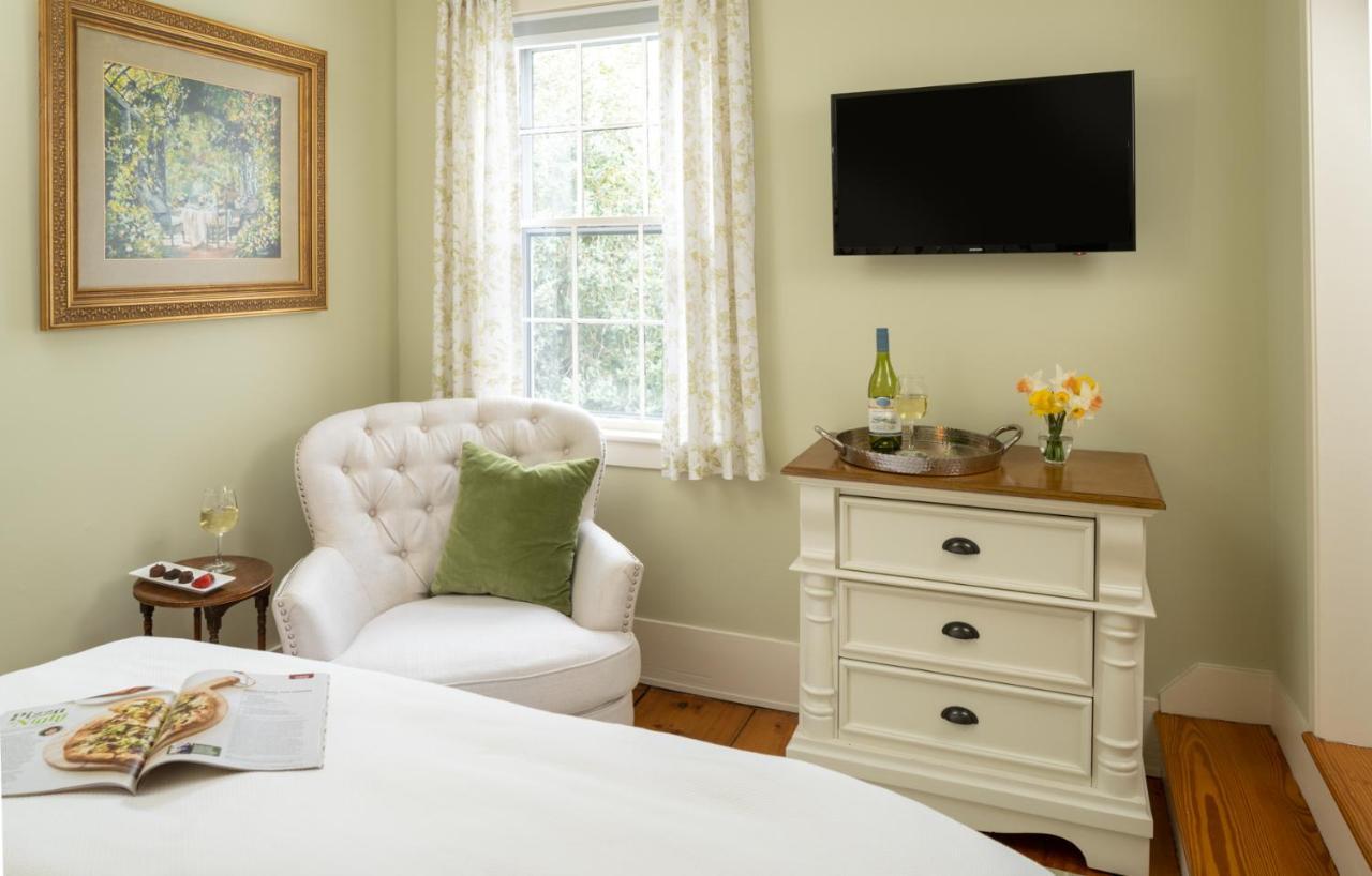 Candleberry Inn On Cape Cod Brewster Dış mekan fotoğraf